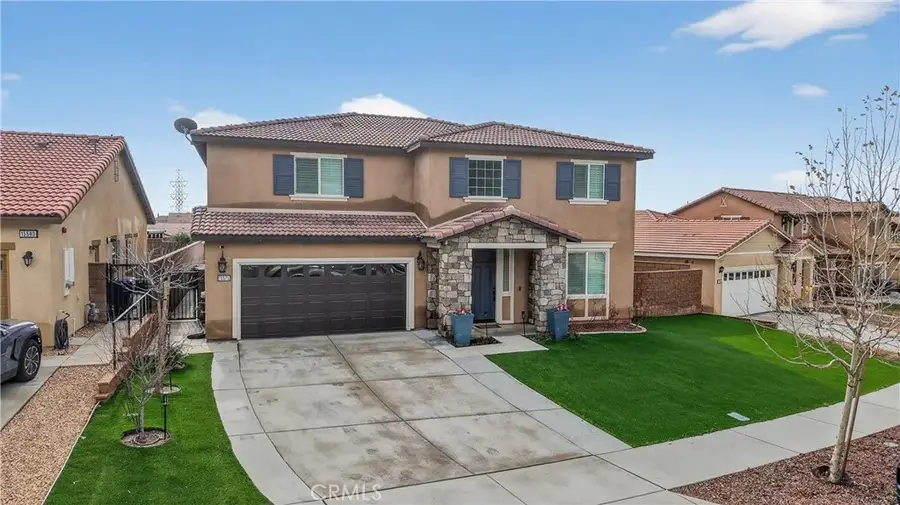 15575 Parry Peak, Fontana, CA 92336 - Image #2