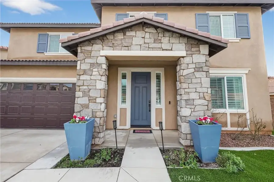 15575 Parry Peak, Fontana, CA 92336 - Image #3