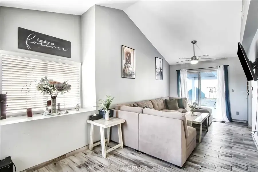 24044 Falconer, Murrieta, CA 92562 - Image #3