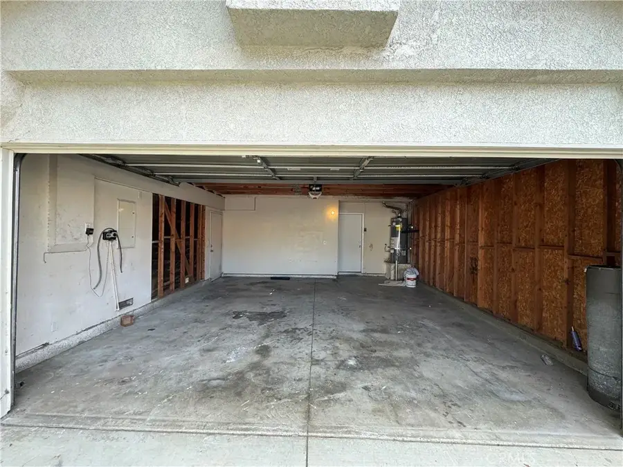 12026 Countryside, Fontana, CA 92337 - Image #2