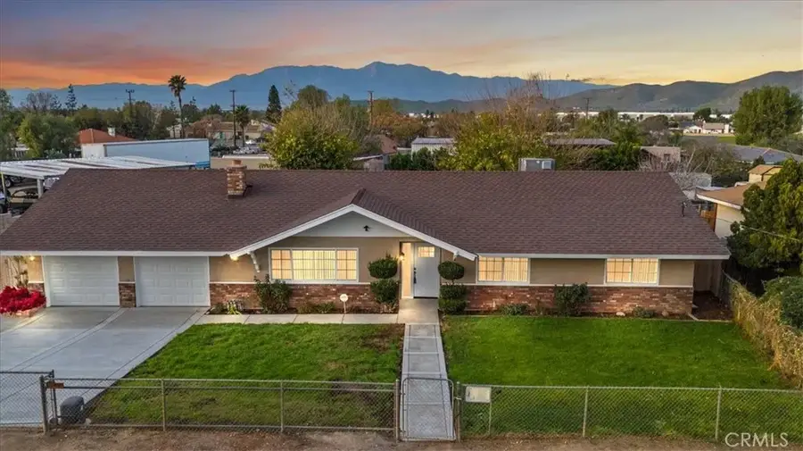 9445 51st St, Jurupa Valley, CA 92509 - #3