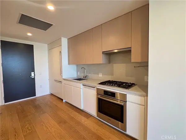 877 Francisco #1720, Los Angeles, CA 90017