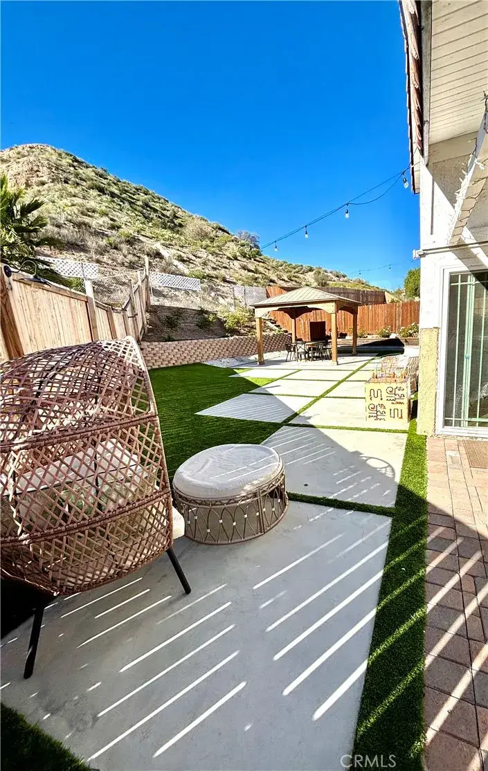 29161 Corales, Canyon Country, CA 91387 - Image #3