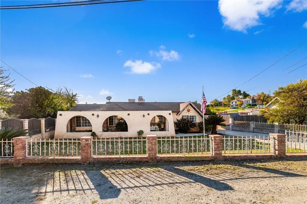 10428 Keller Avenue, Riverside, CA 92505 - #1