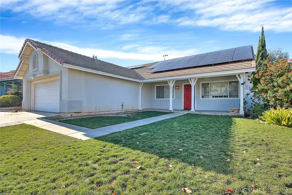 29345 Breakwater, Lake Elsinore, CA 92530 - Image #1