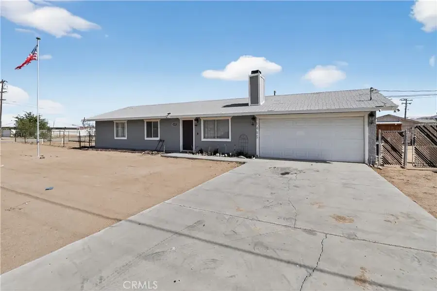 16485 Dale Evans (aztec) Parkway, Apple Valley, CA 92307 - #2