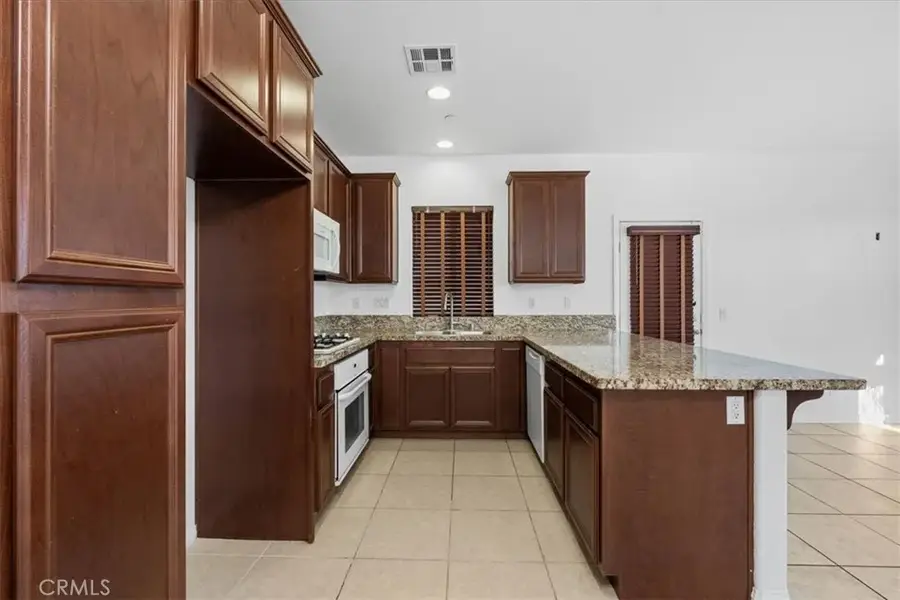 665 E. Riverside Dr. #3, Ontario, CA 91761 - Image #3