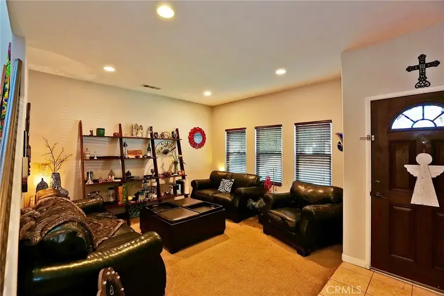 1528 Las Palmas, Pomona, CA 91766 - #2