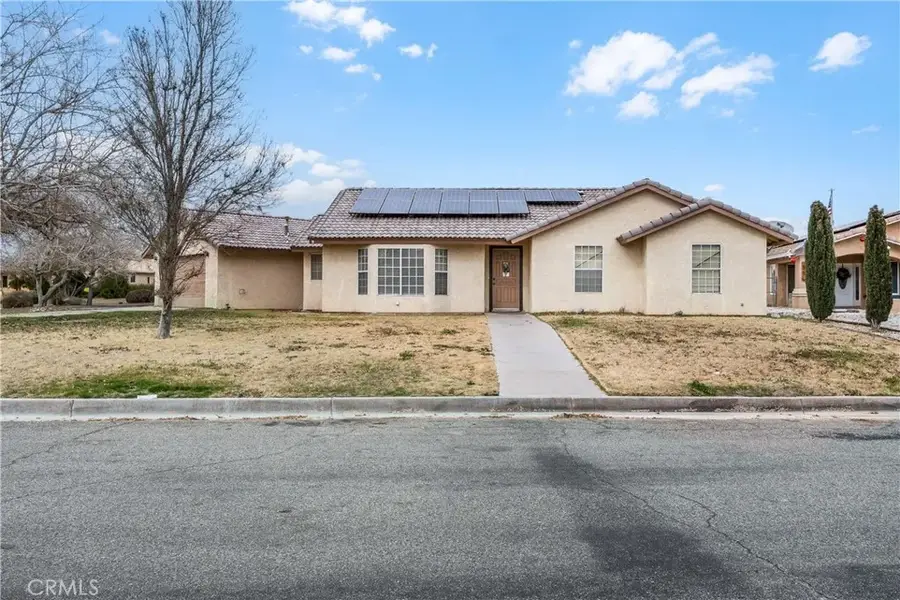 14926 Rivers Edge Road, Helendale, CA 92342 - Image #2