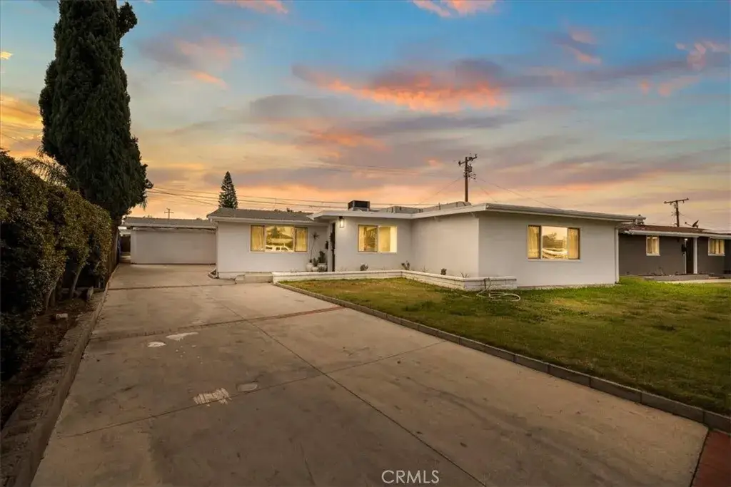 218 W Gragmont, Covina, CA 91722 - #1