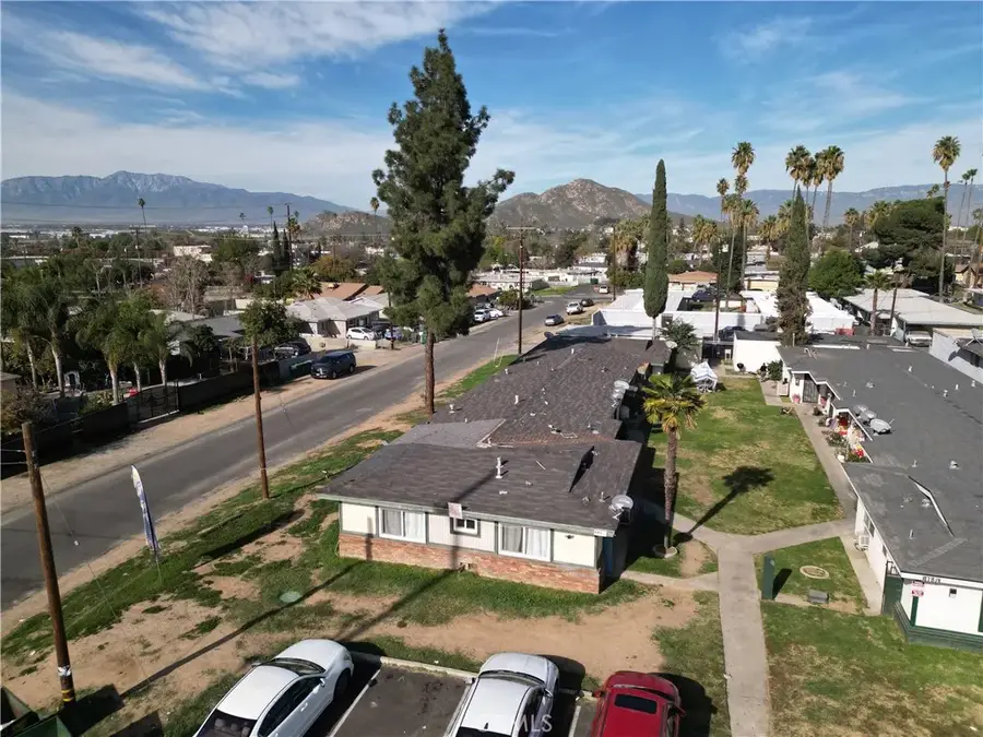 1195 W Spring Street, Riverside, CA 92507 - #3