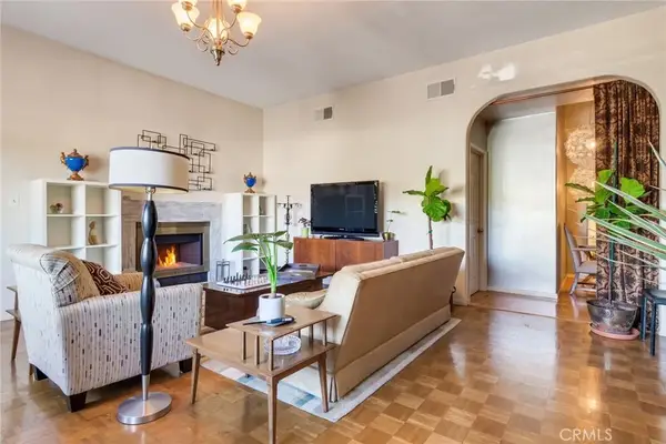 4220 Toland Way, Los Angeles, CA 90065