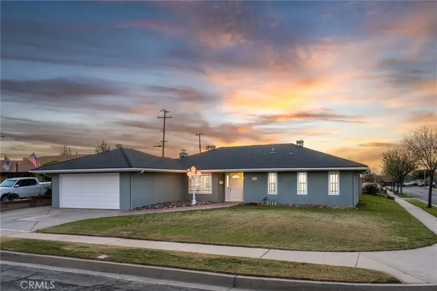 819 N Shaftesbury Avenue, San Dimas, CA 91773 - Image #3