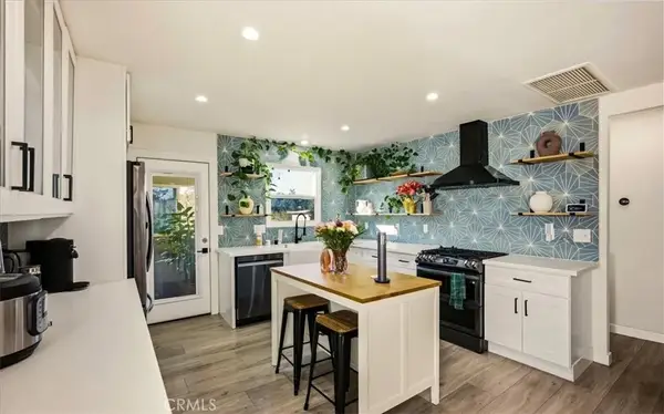 1395 Sunset, Pasadena, CA 91103