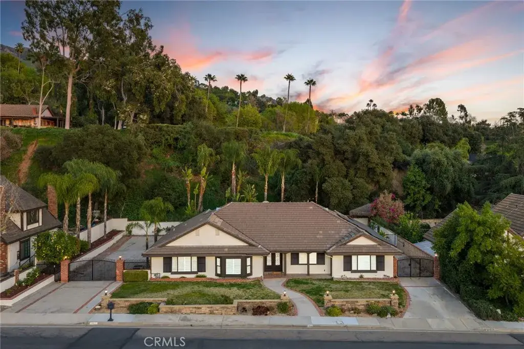 514 N Valley Center Avenue, Glendora, CA 91741 - Image #1