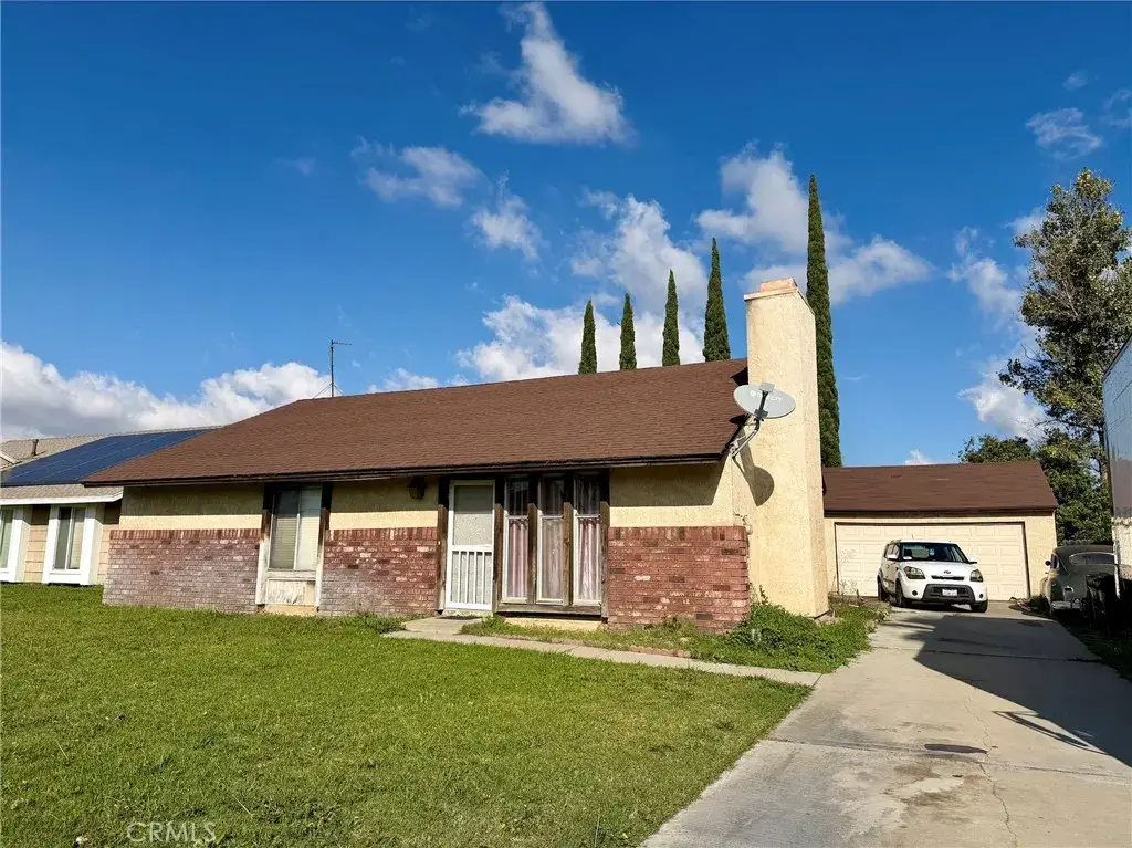 1370 W Jackson, Rialto, CA 92376 - #1