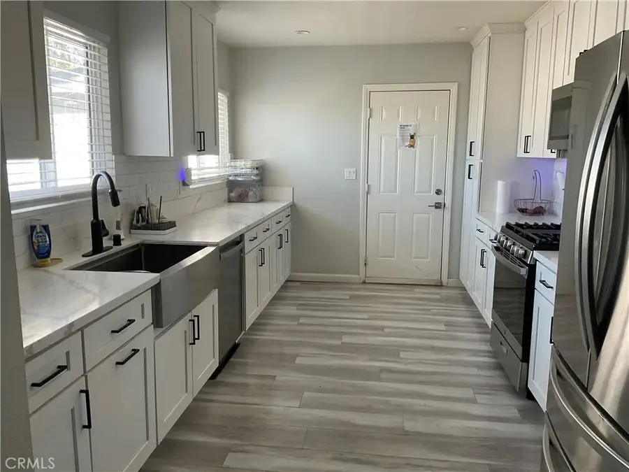 114 S Acacia, Rialto, CA 92376 - #2