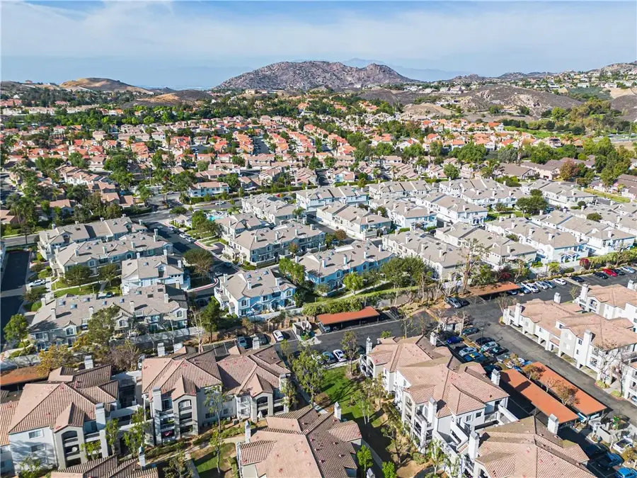 2230 Indigo Hills Drive #4, Corona, CA 92879 - Image #2