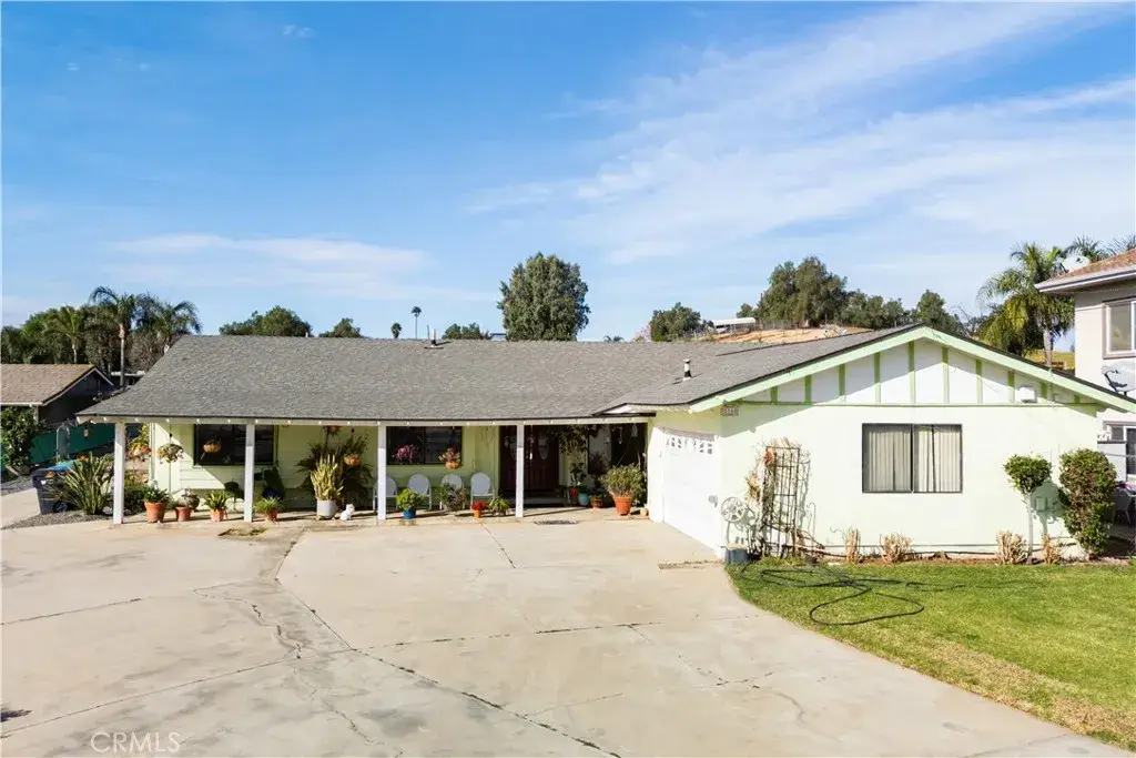2160 Temescal Avenue, Norco, CA 92860 - #1