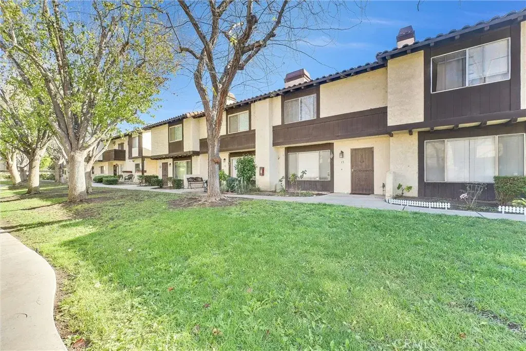 1077 Santo Antonio Drive #15, Colton, CA 92324 - #1