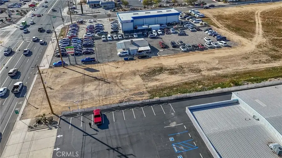 28 Palmdale, Victorville, CA 92392 - #2