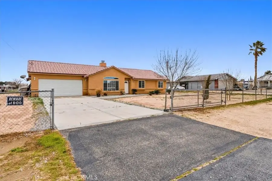 19251 Vine Street, Hesperia, CA 92345 - #2