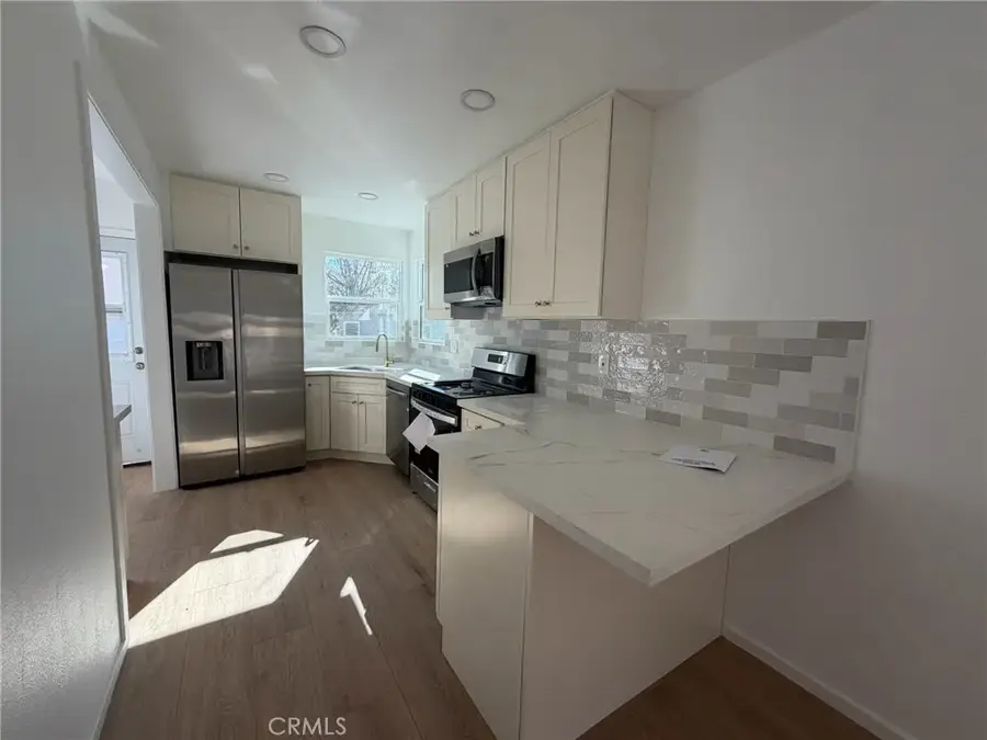 1601 Fermoore, San Fernando, CA 91340 - #3