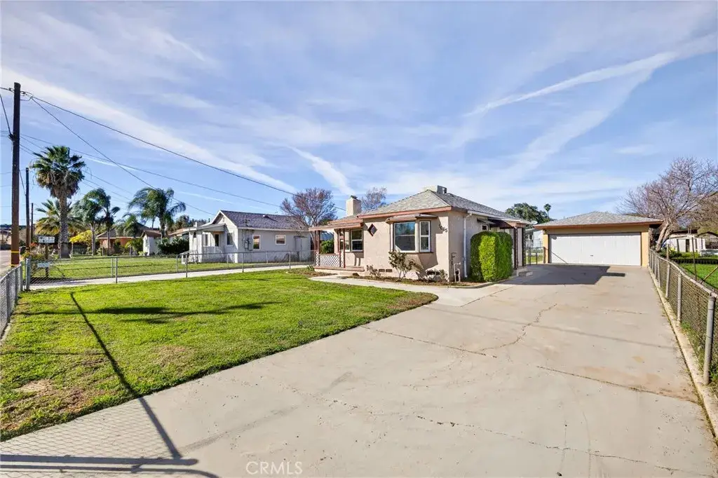 1065 Stevenson #A & B, Colton, CA 92324 - #1