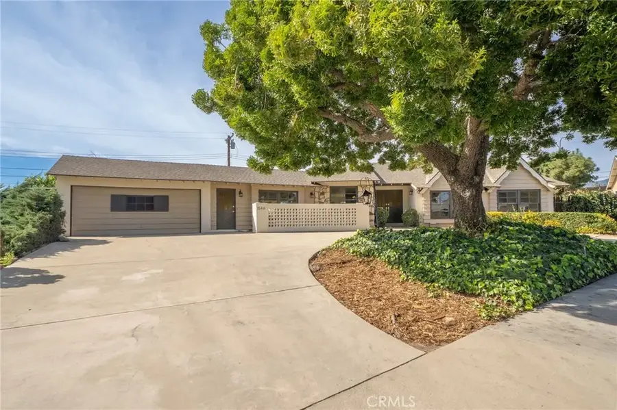 1549 N Oaks Court, Ontario, CA 91762 - #2