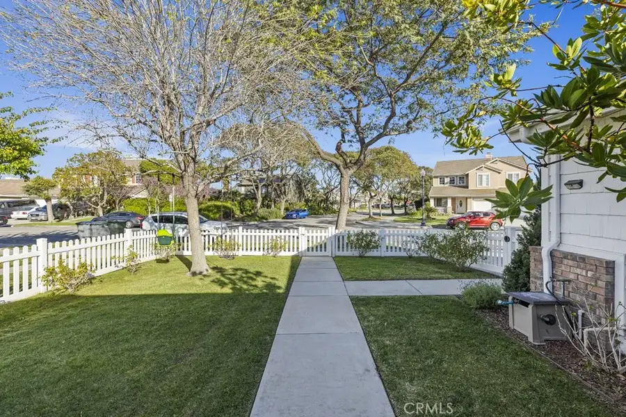 565 Rosalinda Drive, Oxnard, CA 93030 - #2