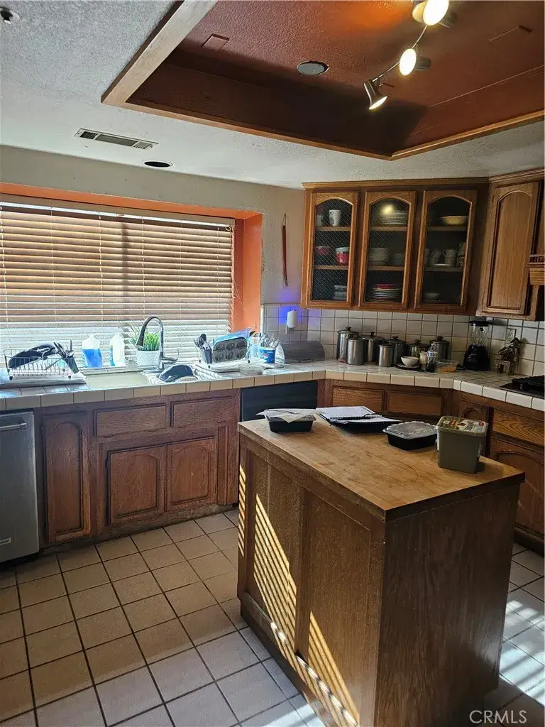 18141 Country Glen Lane, Victorville, CA 92395 - #3
