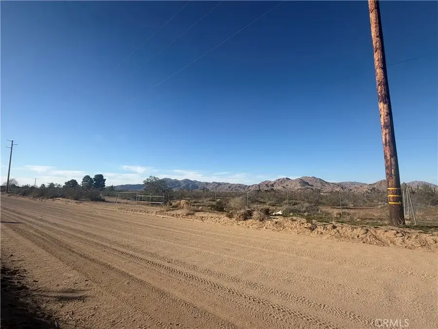 31020 Pawnee, Lucerne Valley, CA 92356 - #3