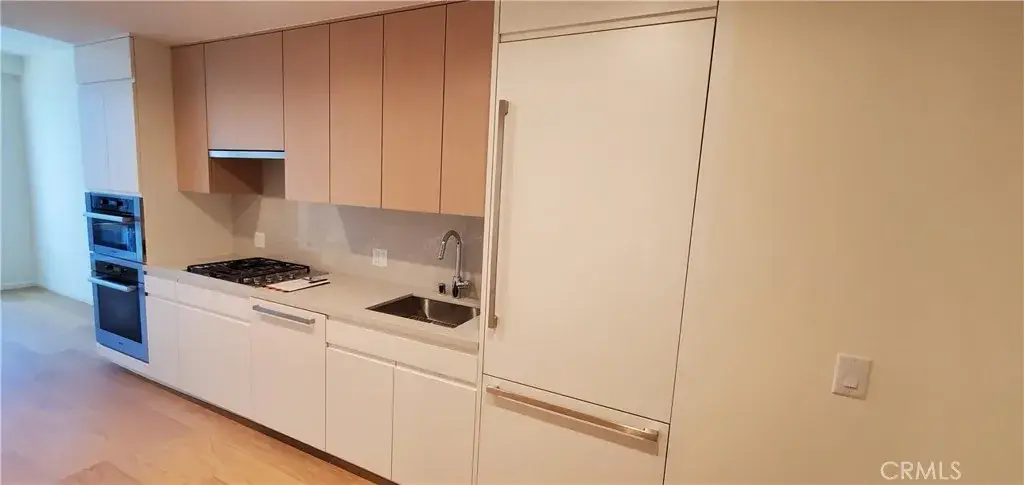 877 Francisco #2203, Los Angeles, CA 90017 - #1