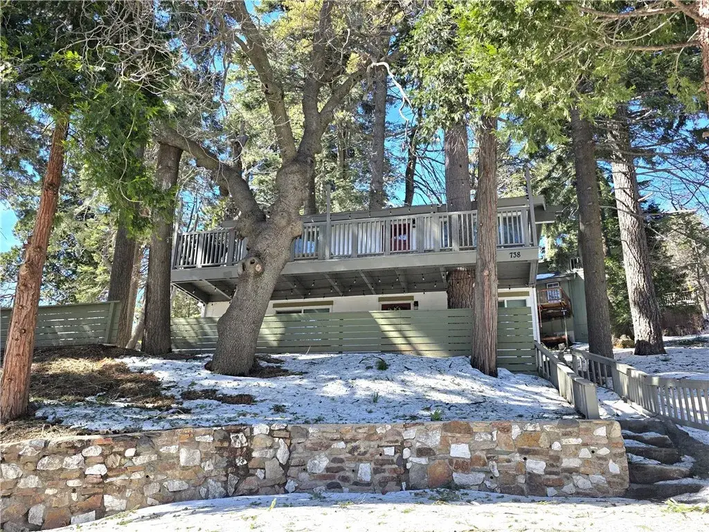738 W Victoria Court, Lake Arrowhead, CA 92352 - #1