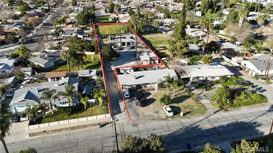 1918 E Oakland, Hemet, CA 92544 - #2