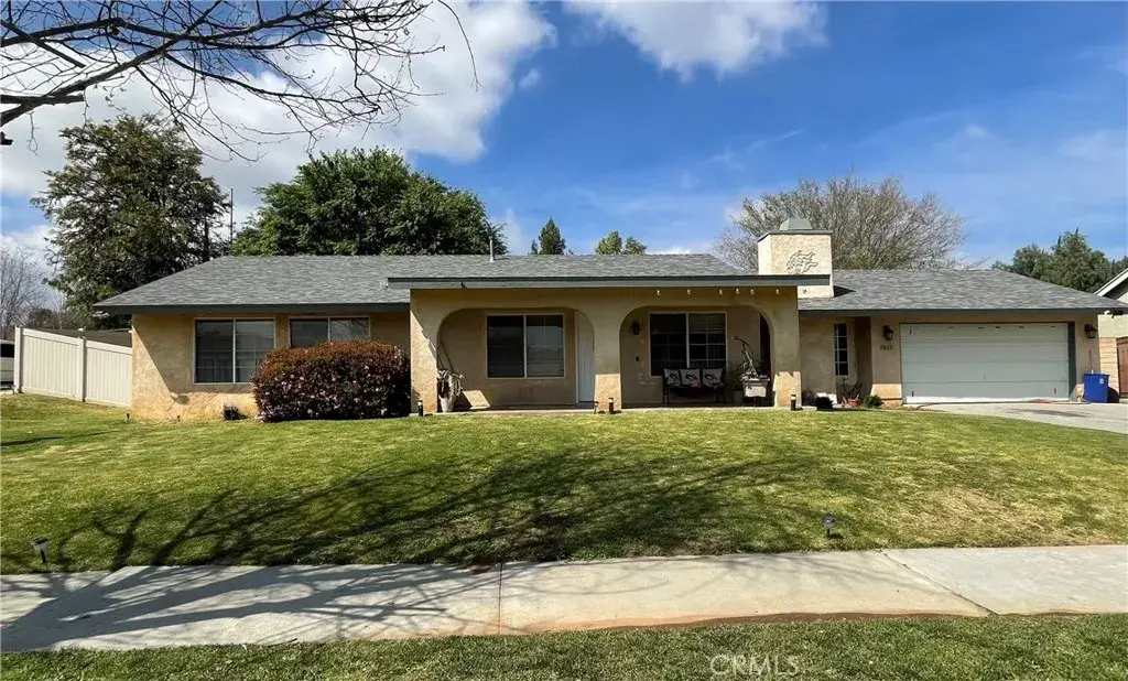 1423 W Hoffer, Banning, CA 92220 - #1