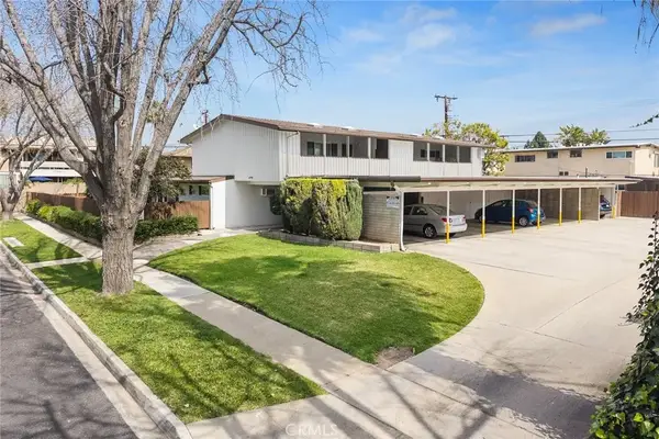 500 S 1st Avenue, Covina, CA 91723