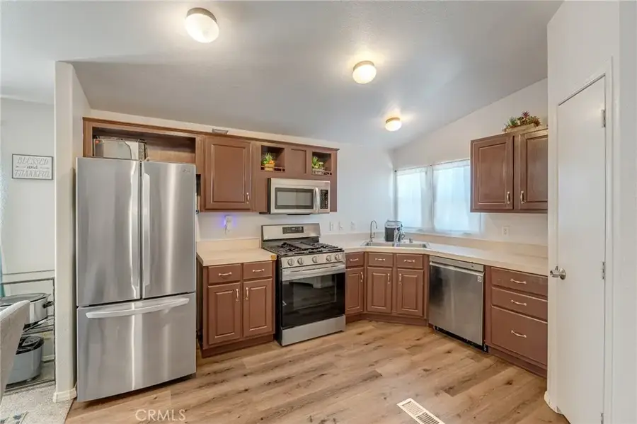 25088 Camino Del Norte, Barstow, CA 92311 - #3