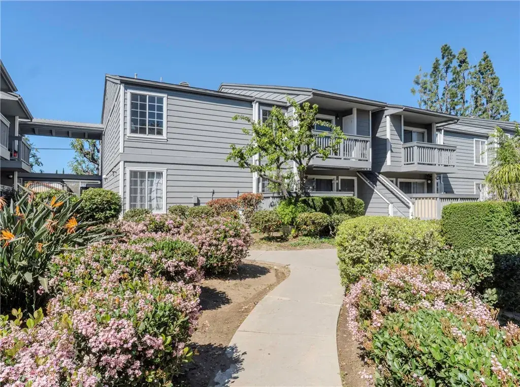 9714 Sepulveda #217, North Hills, CA 91343 - #1