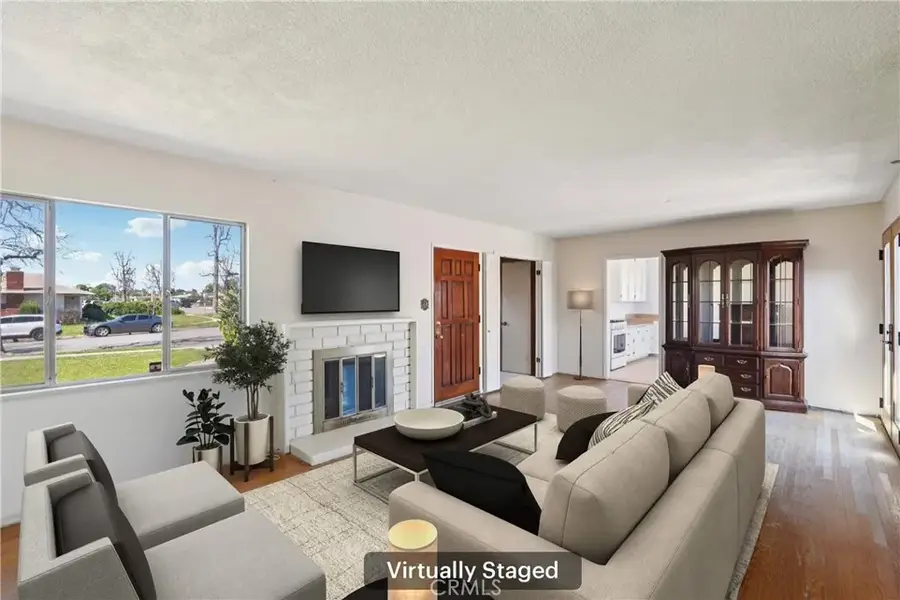 814 W Bonnie Brae Court, Ontario, CA 91762 - #3