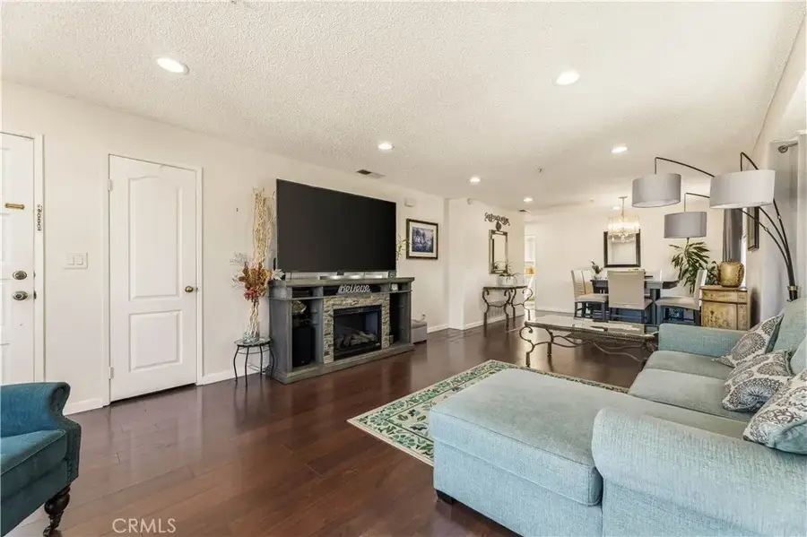 598 S 2nd #D, Alhambra, CA 91801 - #2