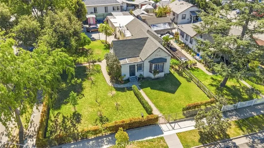 116 Carlton Avenue, Pasadena, CA 91103 - #2