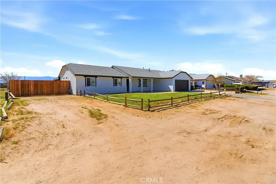 22557 Ojai Road, Apple Valley, CA 92308 - #3