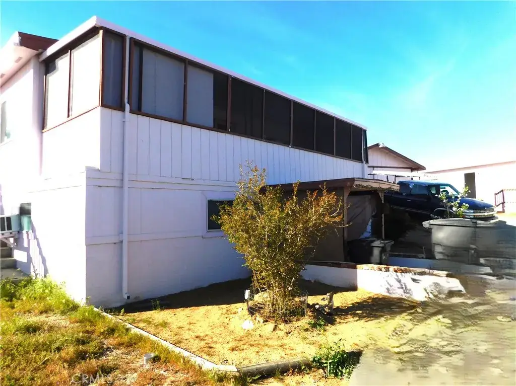 27627 Comstock Avenue, Johannesburg, CA 93528 - #1