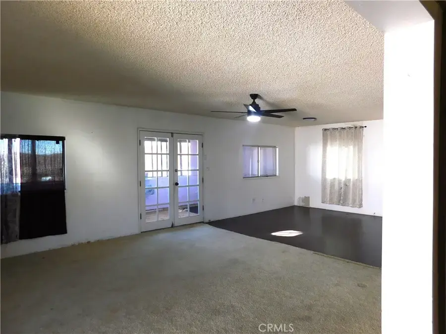 27627 Comstock Avenue, Johannesburg, CA 93528 - #3