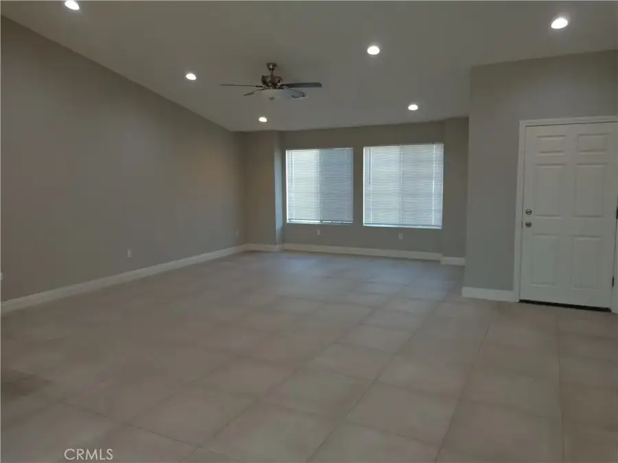 12744 Running Deer, Apple Valley, CA 92308 - #3