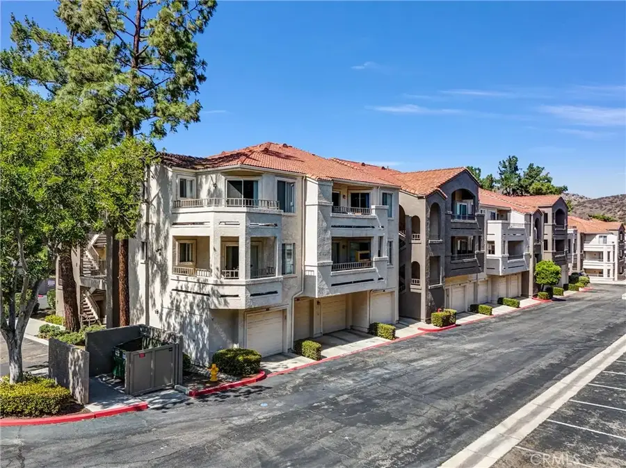 1980 Las Colinas Circle #301, Corona, CA 92879 - #3