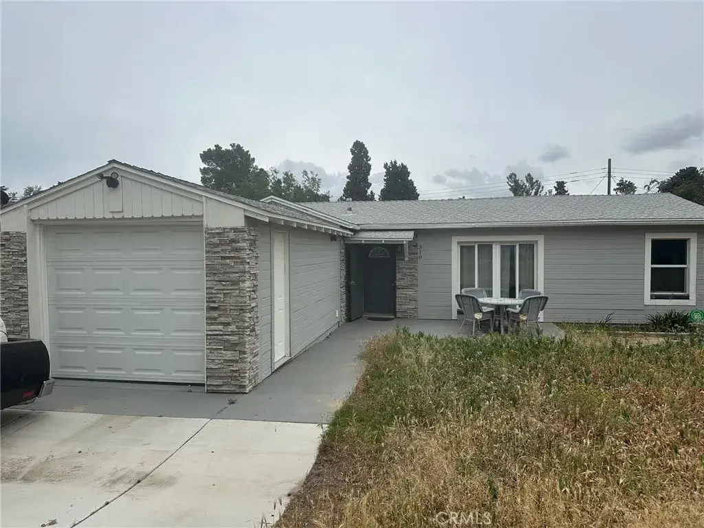 310 Santa Rita Place, Banning, CA 92220 - #1