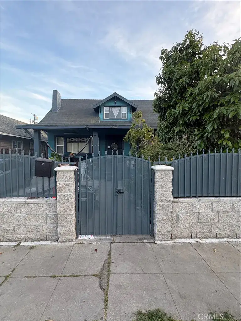 1046 W 49th, Los Angeles, CA 90037 - #1