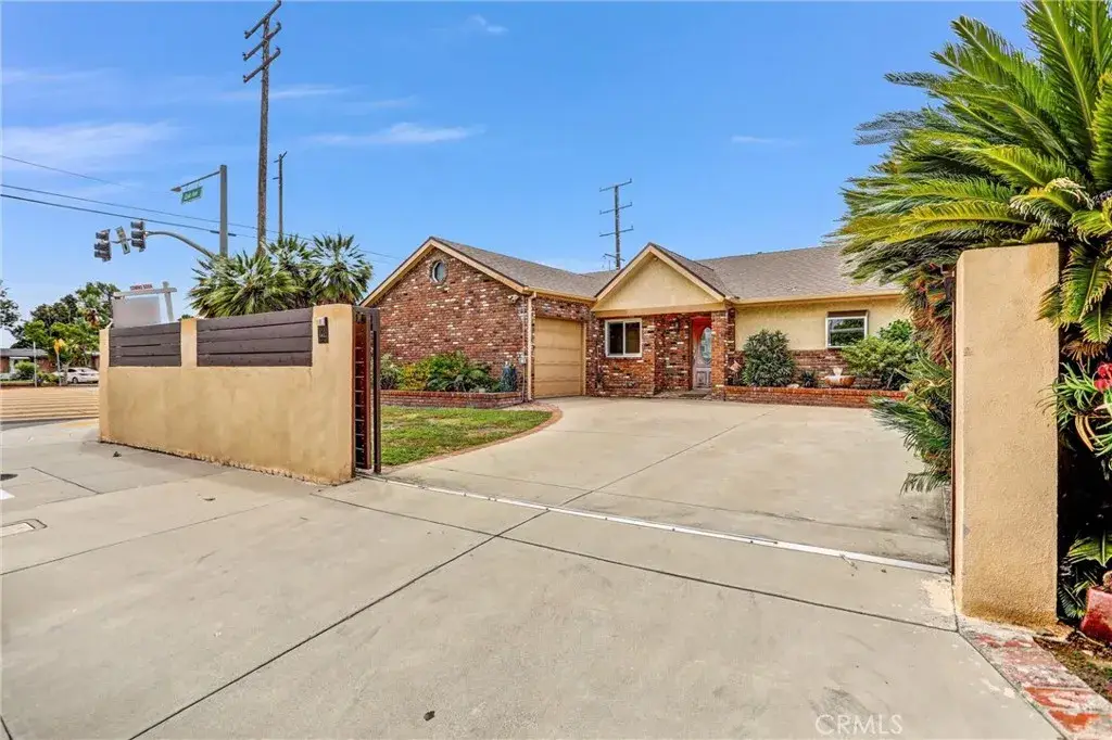 5203 N Enid Avenue, Azusa, CA 91702 - #1